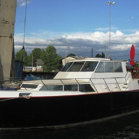 Le Bateau Ivre Otel Bordeaux Dış mekan fotoğraf
